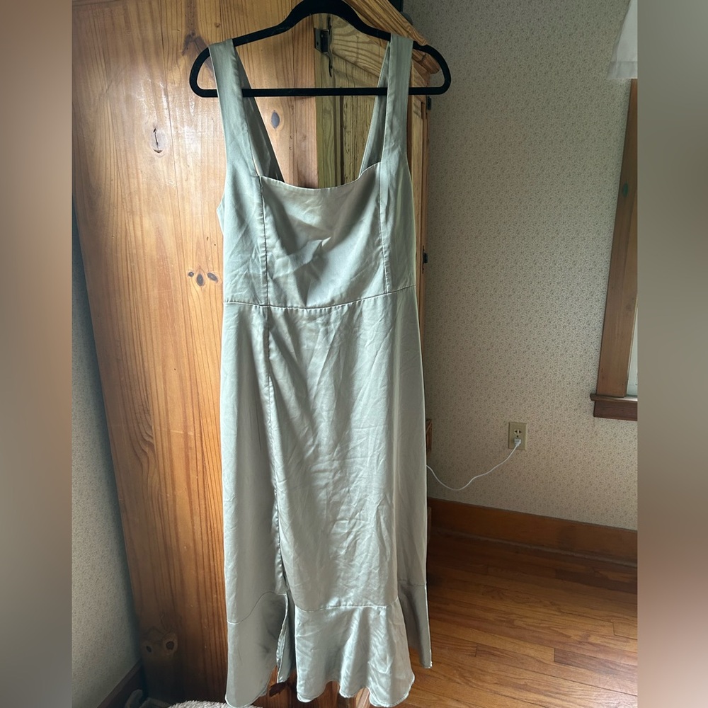 Show Me Your Mumu XXL Claire Midi Dress in Moss Green Luxe Satin